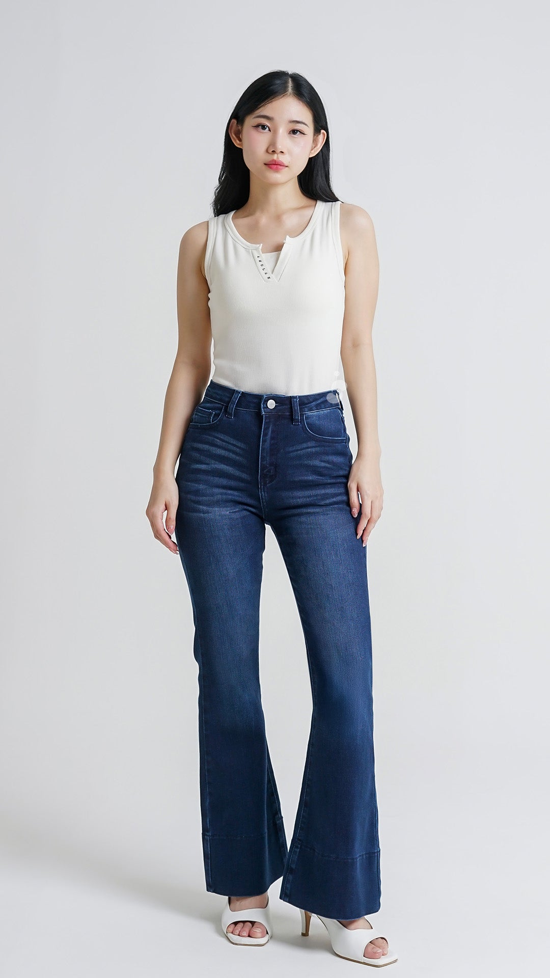 CLAIRE JEANS